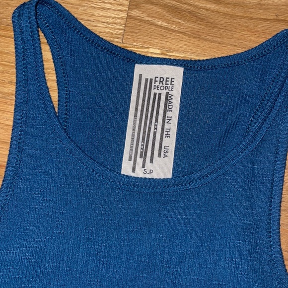 Bundle of 2 Free People tank tops - Picture 2 of 3